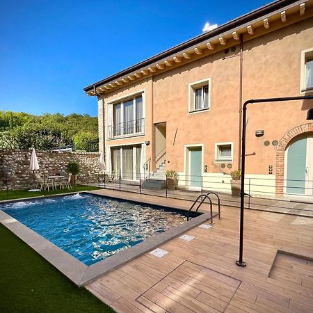 Villa Fontanelle Gardapartments Польпенацце-дель-Гарда Экстерьер фото