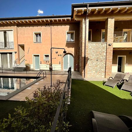 Villa Fontanelle Gardapartments Польпенацце-дель-Гарда Экстерьер фото