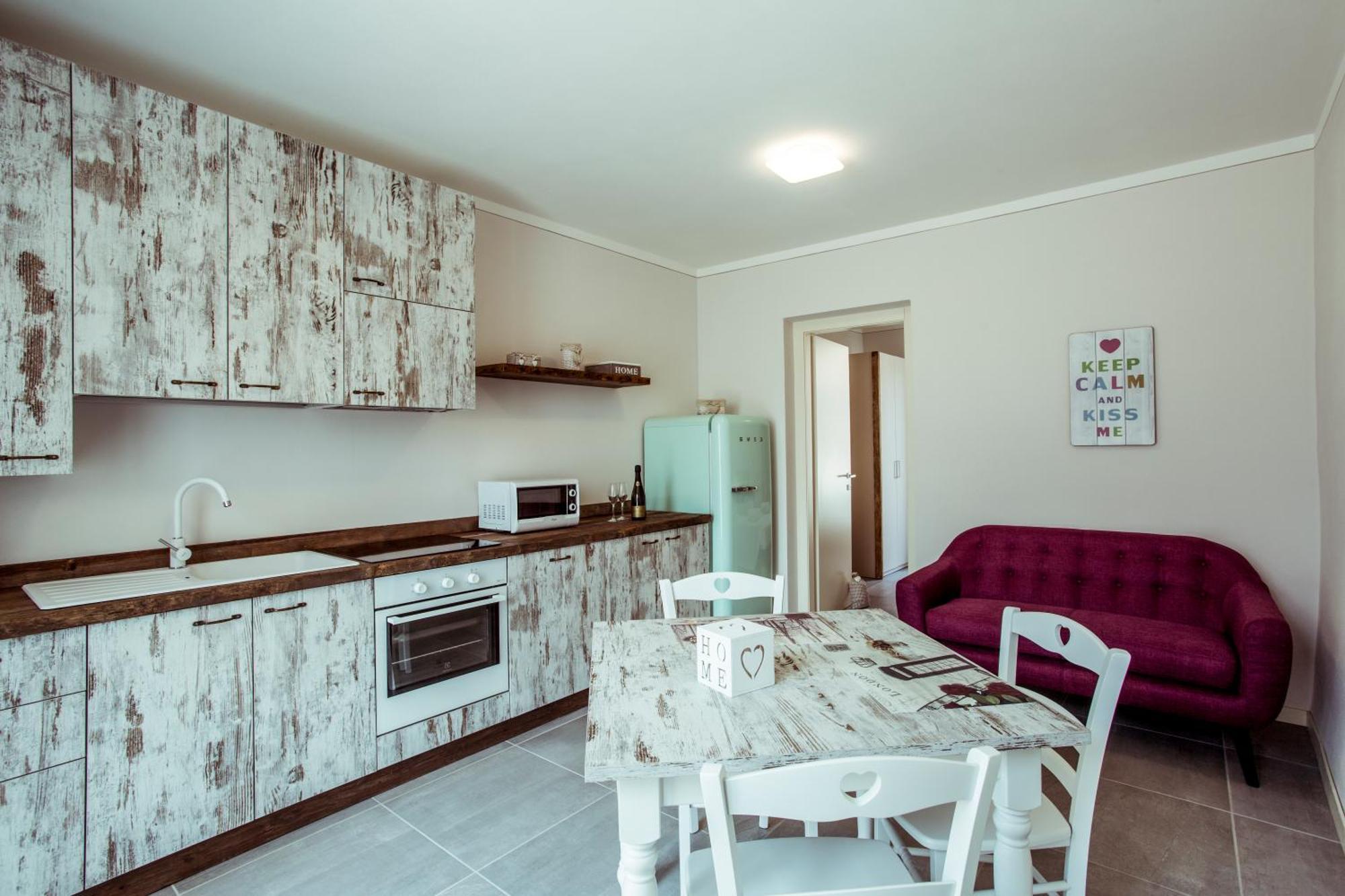 Villa Fontanelle Gardapartments Польпенацце-дель-Гарда Экстерьер фото