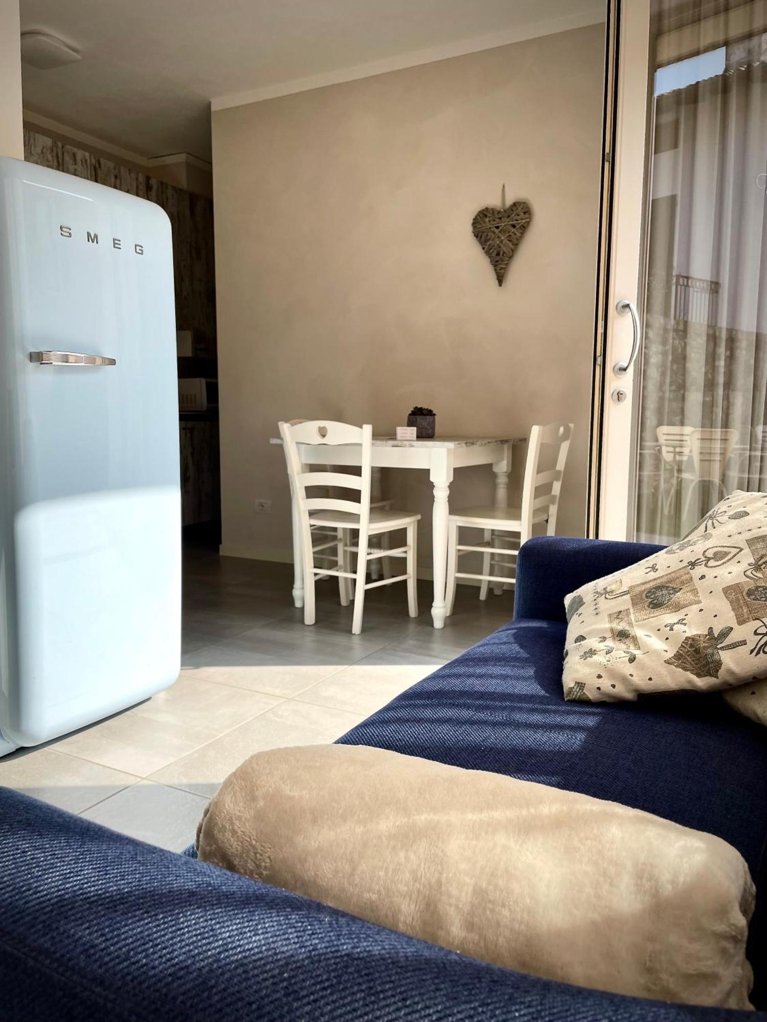 Villa Fontanelle Gardapartments Польпенацце-дель-Гарда Экстерьер фото