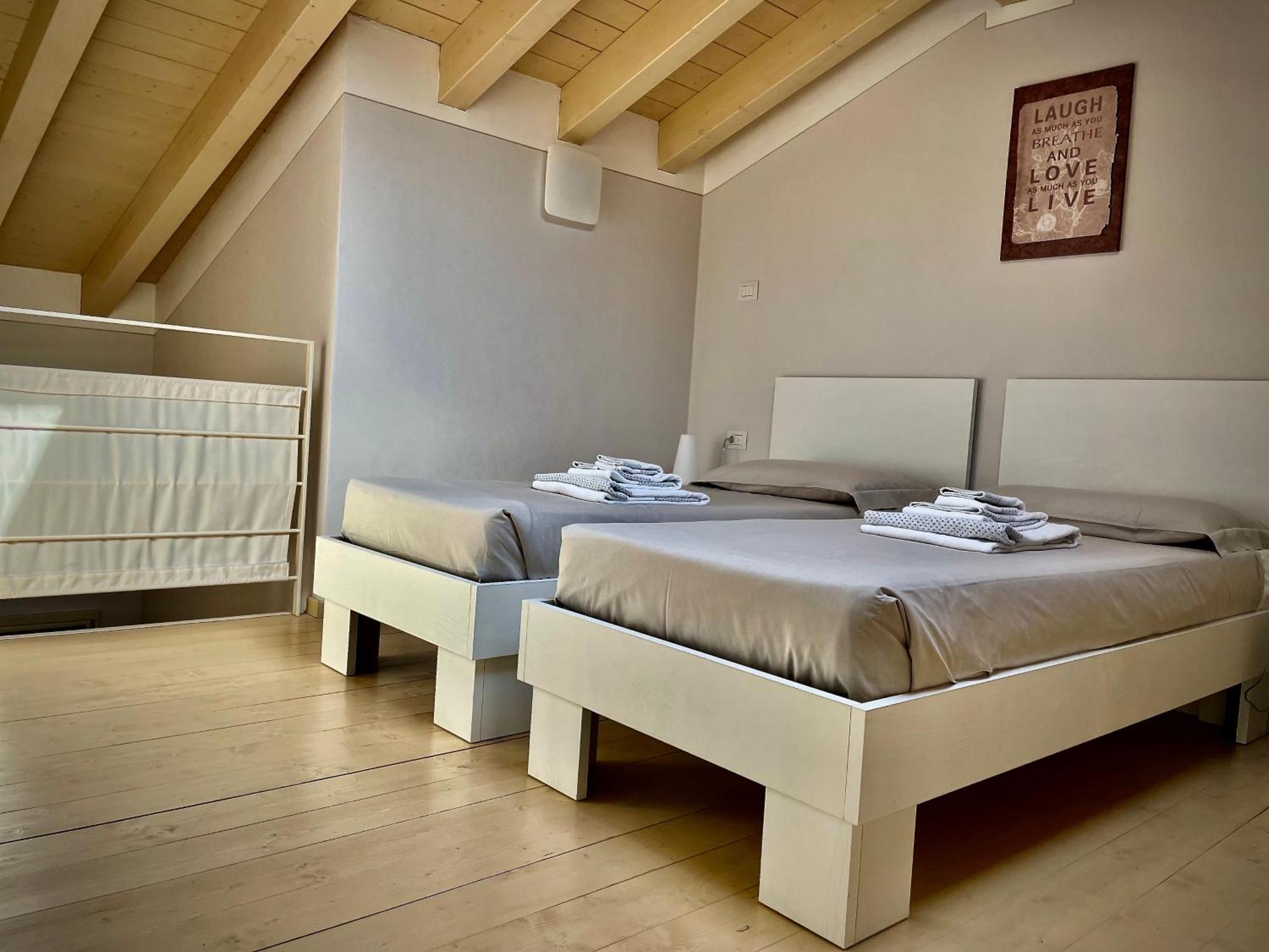 Villa Fontanelle Gardapartments Польпенацце-дель-Гарда Экстерьер фото