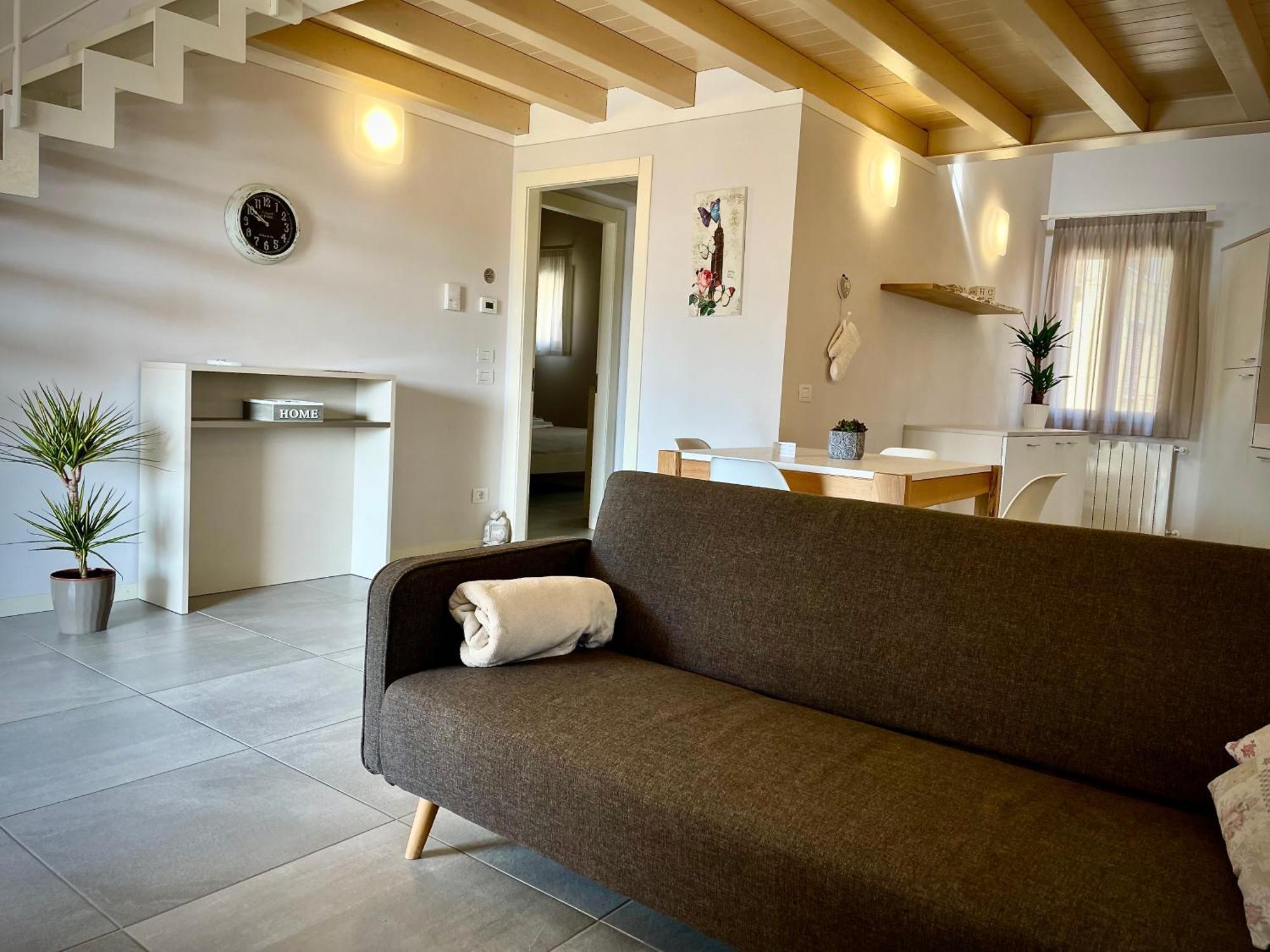 Villa Fontanelle Gardapartments Польпенацце-дель-Гарда Экстерьер фото